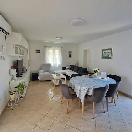 Charly Apartment *